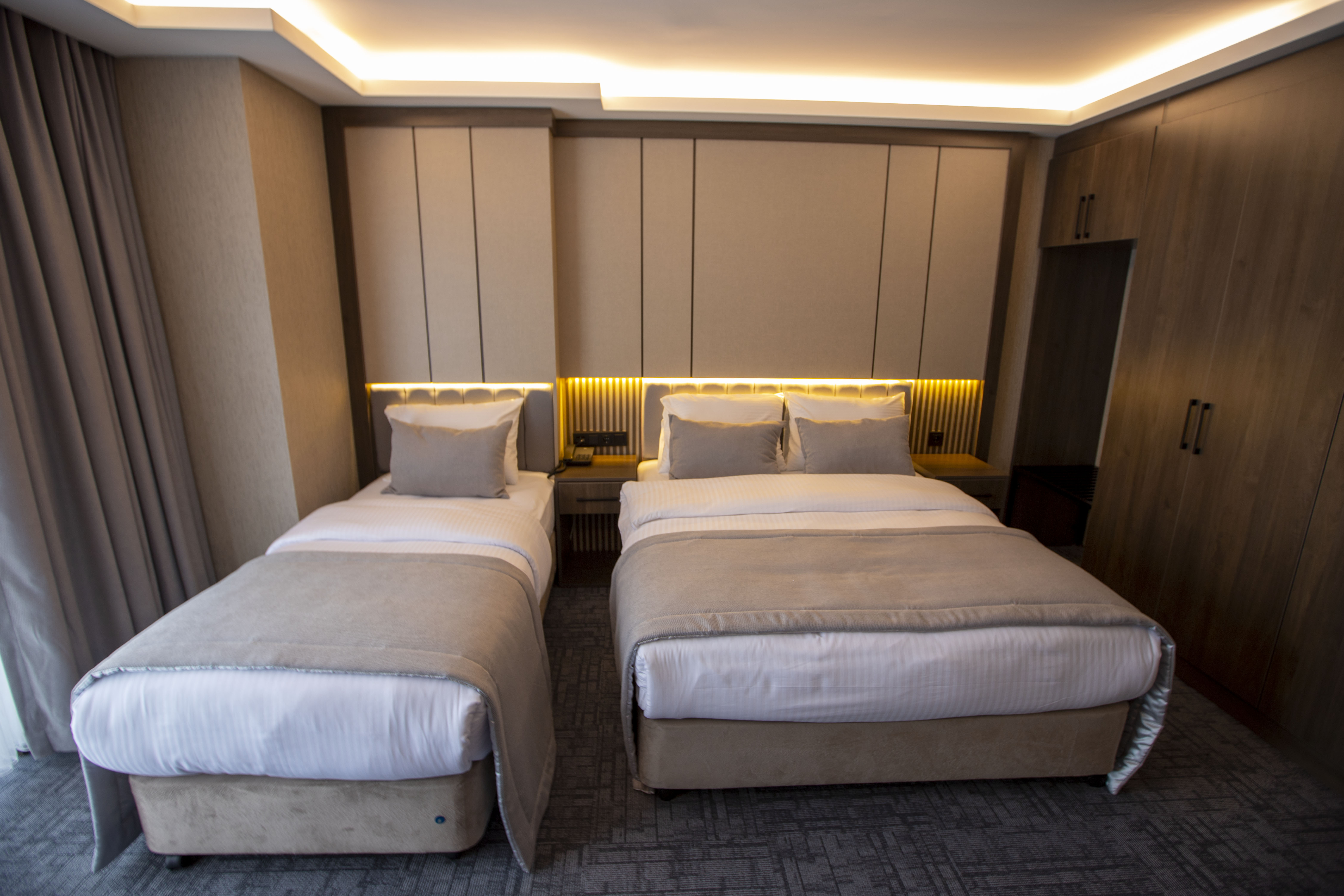 TRİPLE 3 KİŞİLİK ODA