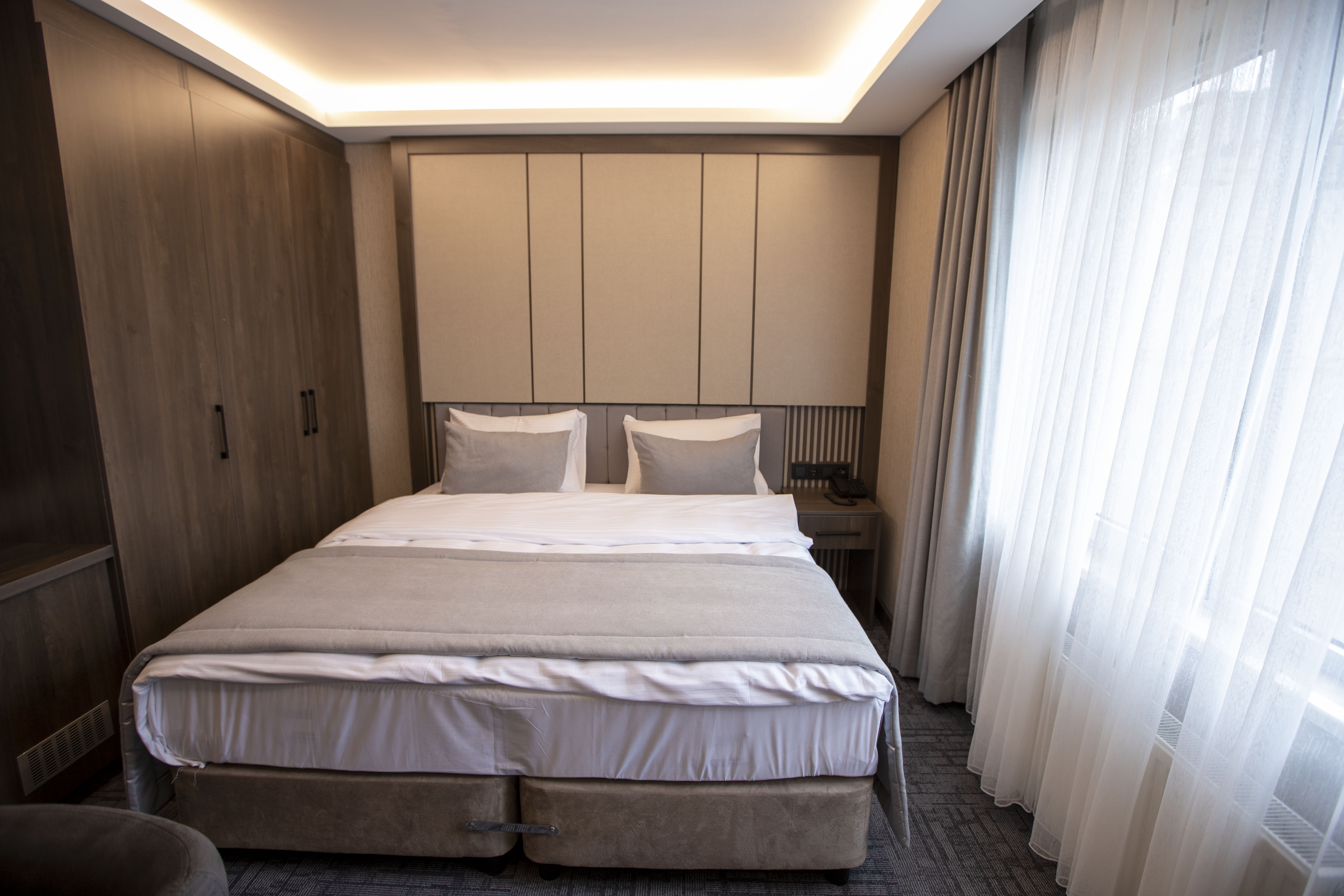 Büyük Tek Kişilik Oda