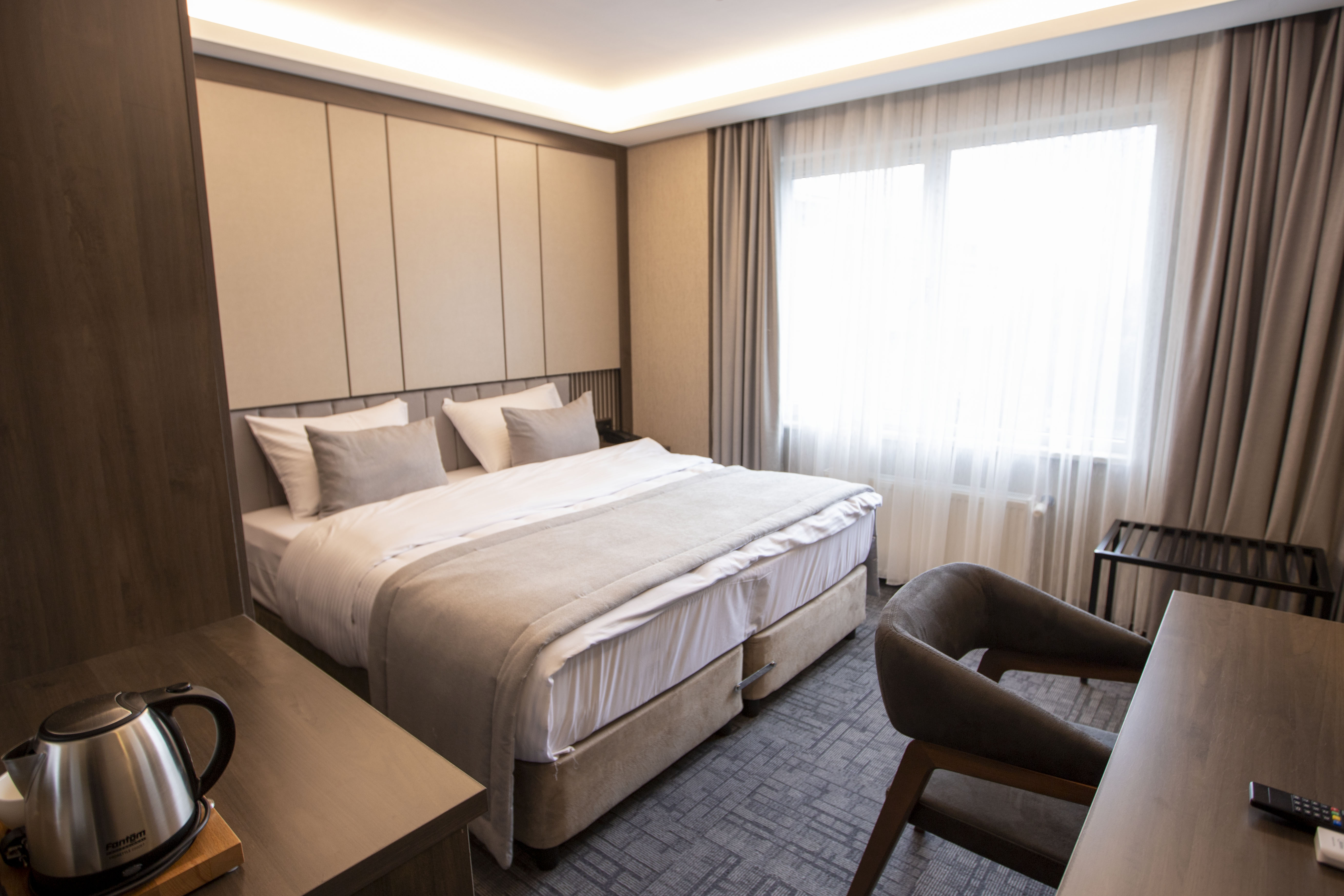 Büyük Tek Kişilik Oda