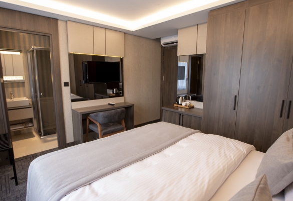 Büyük Tek Kişilik Oda